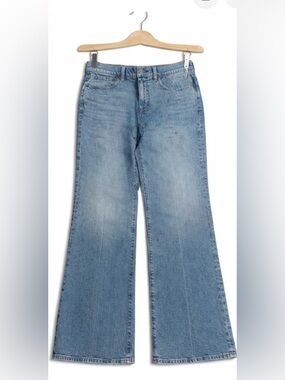 New! J.Crew Charley kickout cropped jean. Read